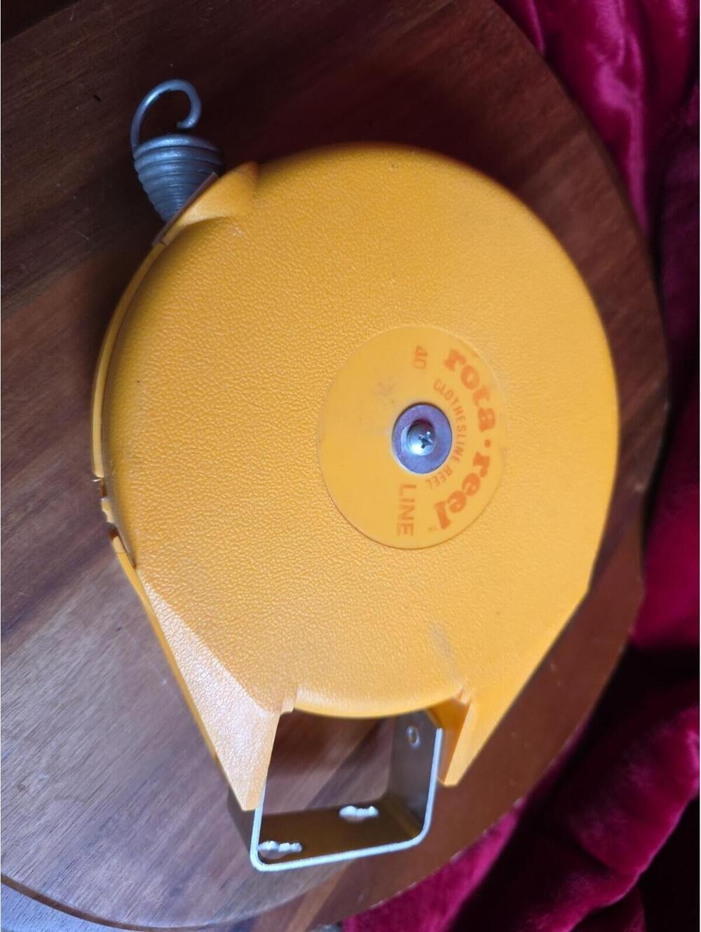 VTG NHP Retractable Clothesline Extends Up To 40’ Heavy Duty USA Indoor/Outdoor
